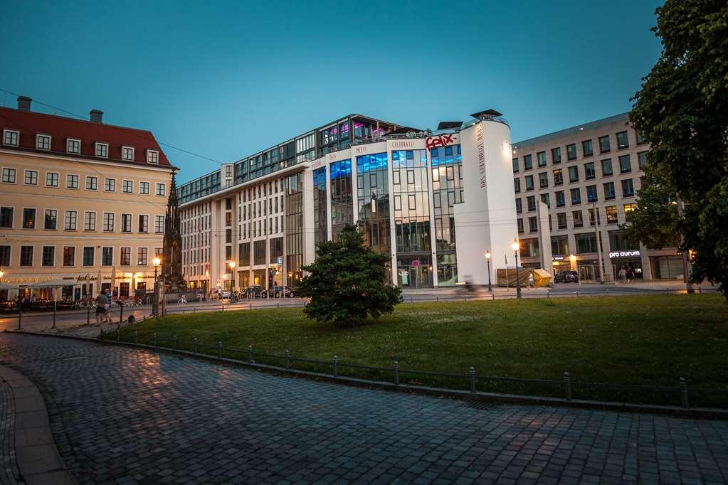 Staycity Aparthotels Dresden City Centre Exterior photo The hotel in 2016