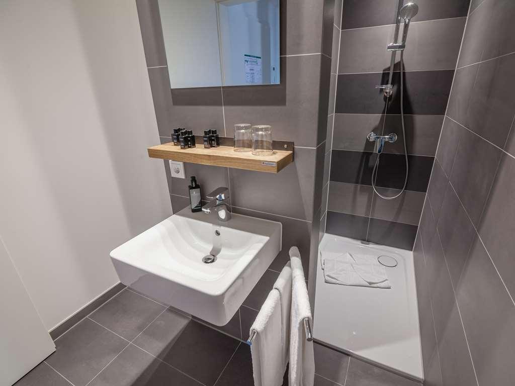 Staycity Aparthotels Dresden City Centre Exterior photo Bathroom