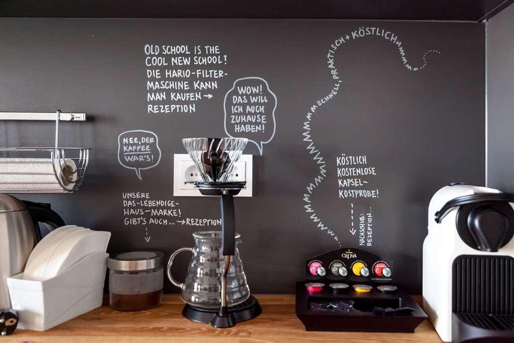 Staycity Aparthotels Dresden City Centre Exterior photo A coffee machine in a German coffee shop