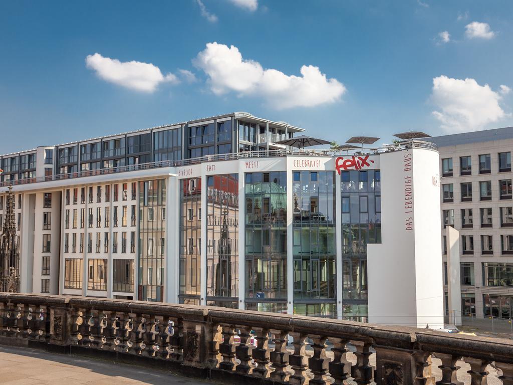 Staycity Aparthotels Dresden City Centre Exterior photo The University of Edinburgh's King's Gate building