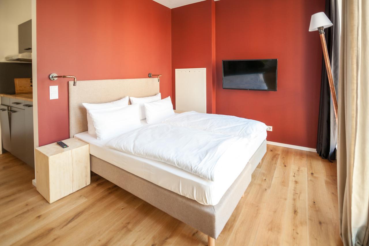 Staycity Aparthotels Dresden City Centre Exterior photo A typical room at the Hotel